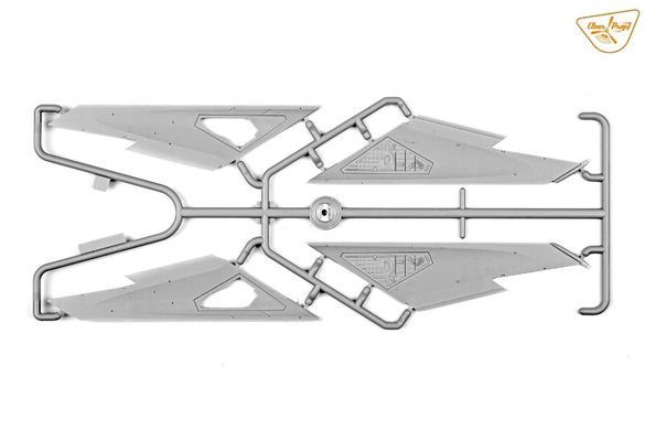 1/72 Истребитель МиГ-19ПМ, серия Advanced Kit с фототравлением (Clear Prop Models CP72057), сборная модель