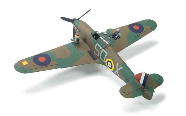 1/48 Hawker Hurricane Mk.I британский истребитель (Airfix 05127) сборная масштабная модель
