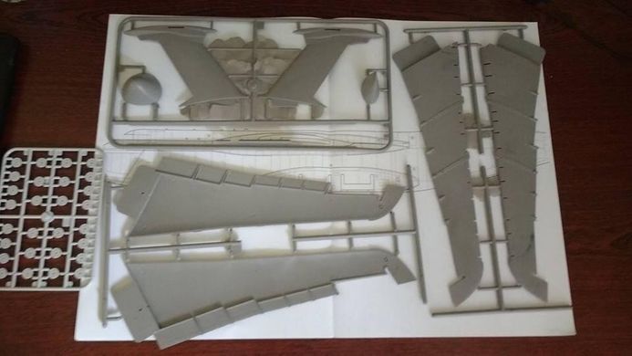 1/144 Lockheed C-5B Galaxy военно-транспортный самолет (Roden 330) сборная модель