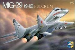 1/72 Микоян-Гуревич МиГ-29 "изделие 9-12" реактивный истребитель (Condor 7210) сборная модель