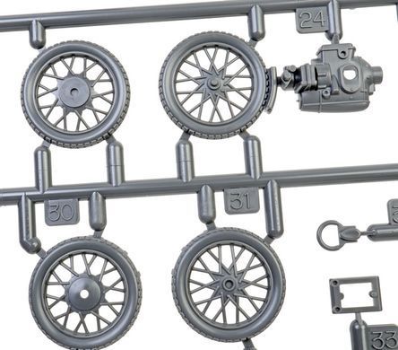 1/35 Німецький мотоцикл&nbsp;Zundapp KS600 з фігурами (Tamiya 35384), збірна модель