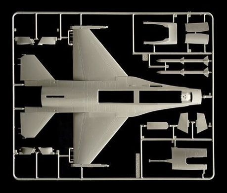 F-16 Fighting Falcon 1:48