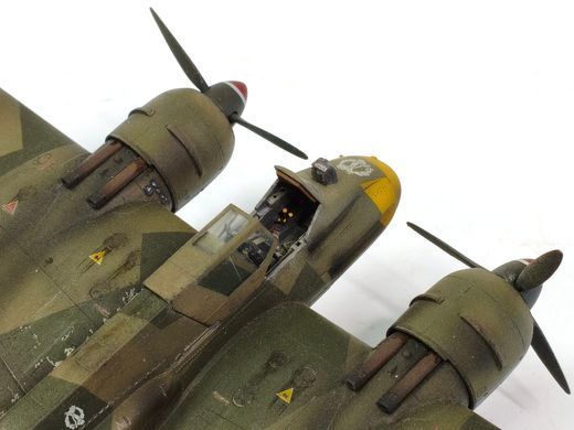 1/48 Henschel Hs-129 немецкий штурмовик, готовая модель авторской работы