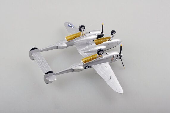 1/72 Lockheed P-38 Lightning американский истребитель, готовая модель (EasyModel 36432)