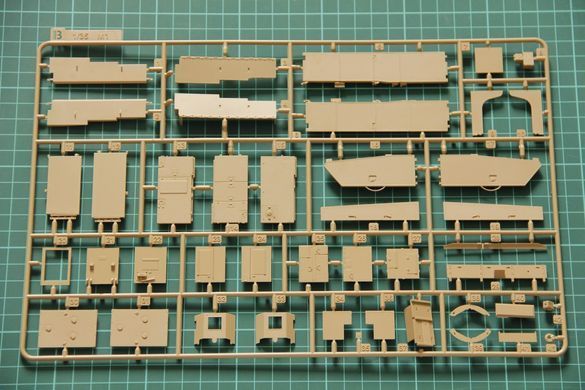 1/35 M1A2 SEP Abrams TUSK I / TUSK II / M1A1 TUSK американський ОБТ, "3-в-1" (Rye Field Model RM5004), збірна модель