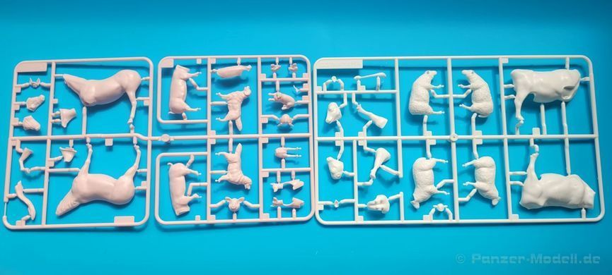 1/35 Набір свійських тварин, збірні пластикові (Tamiya 35385 Livestock Set)