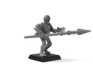 Zombie, мініатюра Warhammer Fantasy Battles, зібрана пластикова (Games Workshop)