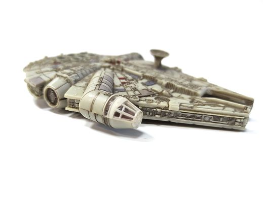 1/164 Star Wars Millennium Falcon, готова модель із всесвіту Зоряні Війни