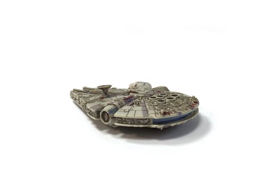1/164 Star Wars Millennium Falcon, готовая модель из вселенной Звездые Войны