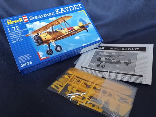 1/72 Учебный самолет Stearman Kaydet, серия Model Set с красками и клеем (Revell 64676), сборная модель