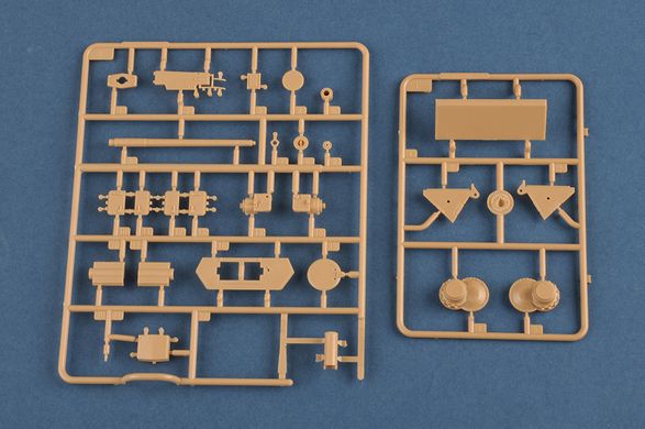 1/35 Танк Pz.Kpfw.III/IV auf Einheitsfahrgestell на стандартизированном шасси с малой башней (Hobbyboss 80151), сборная модель