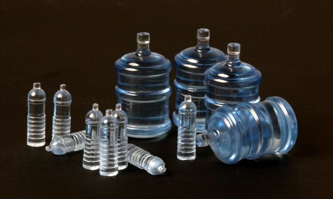 1/35 Набір пляшок води для діорам (2 типа, 12 штук) (Meng Model SPS-010), пластикові