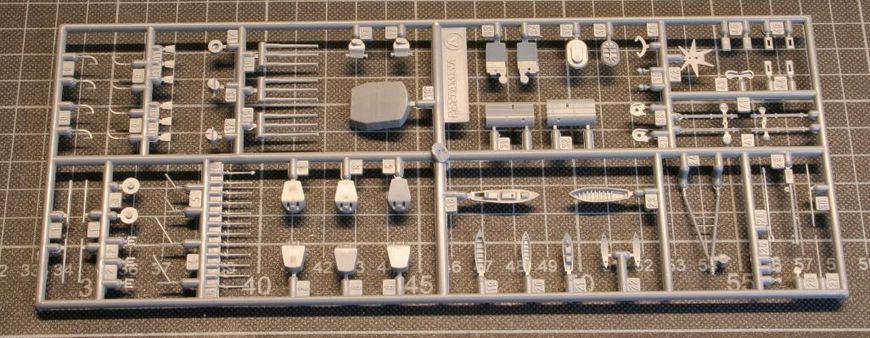 1/700&nbsp;HMS Nelson бриитанський лінкор, серія по ватерлінію Water Line Series (Tamiya 77504), збірна модель