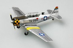 1/72 T-6G assigned to the 6147 TCS, Seoul City, 1952, готовая модель (EasyModel 36318)