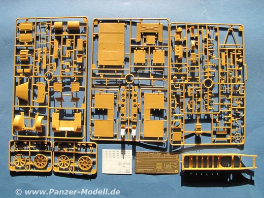 1/35 Sd.Kfz.6/3 "Diana" 7.62cm FK36(r)auf PzJgr Selbstfahrlafette Zugkraftwagen 5t (Bronco Models CB35038), збірна модель