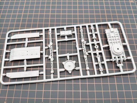 1/72 ЗРК С-125 Newa-SC на шасси автомобиля МАЗ-543 (A&A Models 7218), сборная модель