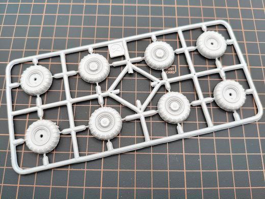 1/72 ЗРК С-125 Newa-SC на шасси автомобиля МАЗ-543 (A&A Models 7218), сборная модель