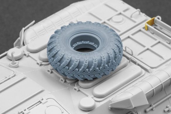 1/35 Колеса DT-126 Snaga для БТР-80 під навантаженням, 9 штук та захисні ковпаки, 3D-друк (ScaleX WM35039s)