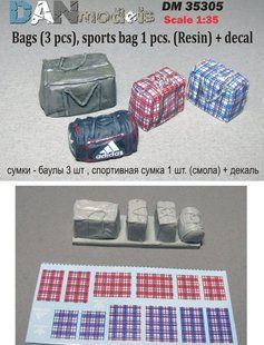 1/35 Сумки-баулы и спортивная сумка + декаль, смоляные (DANmodels DM 35305)