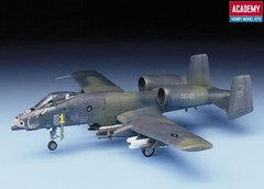 Fairchild A-10A Warthog 1:72