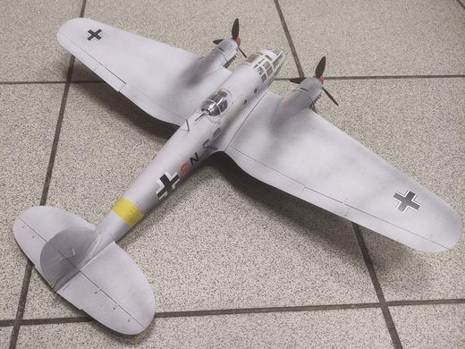 1/48 Heinkel He-111H-16 німецький бомбардувальник, готова модель авторської роботи