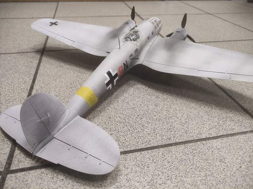 1/48 Heinkel He-111H-16 немецкий бомбардировщик, готовая модель авторской работы