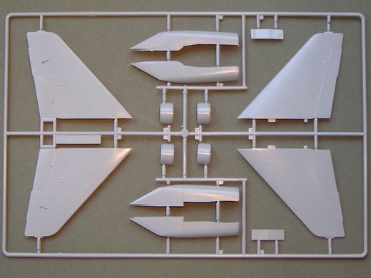 1/48 Истребитель МиГ-29А "9-12"&nbsp;Fulcrum A (Academy 2116), сборная модель