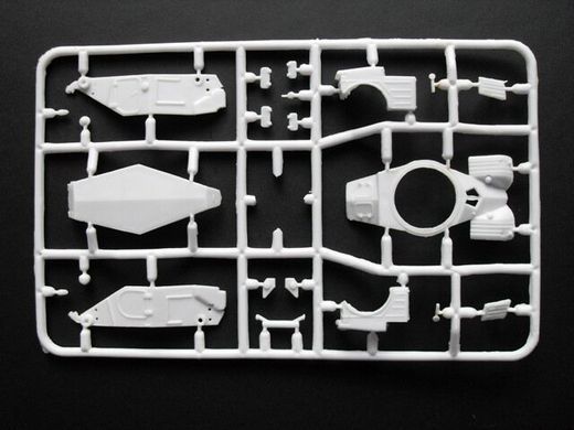 1/72 AML-90 разведывательный бронеавтомобиль (ACE 72413), сборная модель