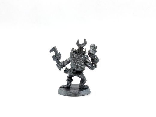 Орк №511, миниатюра Warhammer 40000, металлическая