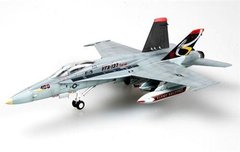 1/72 F/A-18C Hornet US NAVY VFA-137 NE-402, готовая модель (EasyModel 37115)