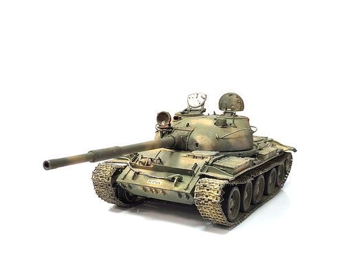 1/35 Танк Т-62 сирийской армии, битва за Дамаск 2012 года, готовая модель (авторская работа)