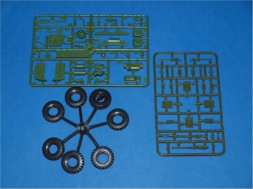 1/35 БТР-152В1 ізраїльський трофейний бронетранспортер (Скіф MK-234), збірна модель