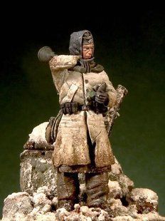 50 мм Германский солдат с панцерфаустом, 1942-43 года 1:35