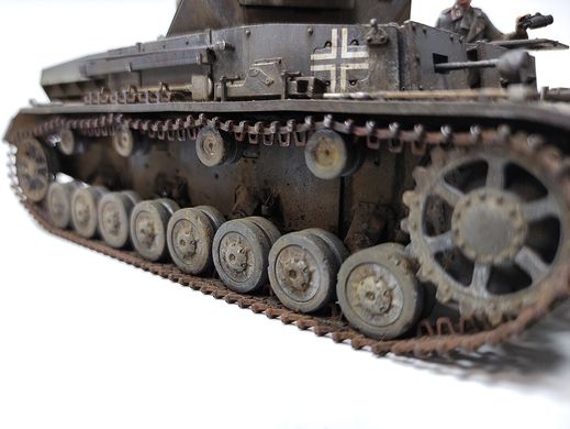 1/35 Pz.Kpfw.IV Ausf.E германский средний танк с фигурами, готовая модель, авторская работа