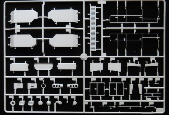1/35 А-222 Берег 130-мм береговая колесная САУ (Trumpeter 01036) сборная модель