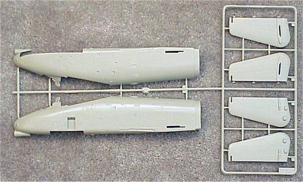 1/32 A-10A Thunderbolt II американський штурмовик + смоляні двигуни (Trumpeter 02214), збірна модель