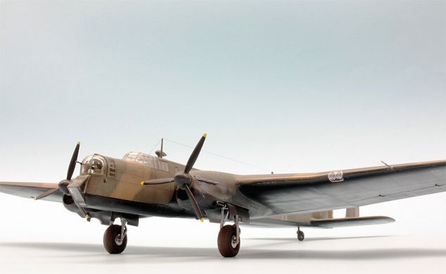1/72 Armstrong Whitworth Whitley Mk.V британский бомбардировщик (Airfix 08016) сборная модель