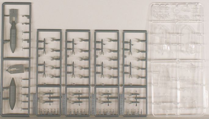 1/48 Туполєв Ту-2ВС радянський бомбардувальник (Xuntong B48001), збірна модель