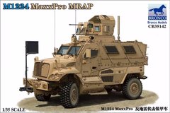 1/35 Бронеавтомобіль M1224 MaxxPro MRAP, модель з інтер'єром (Bronco Models CB35142), збірна модель