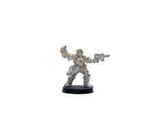 Catachan Officer with Power Fist, мініатюра Imperial Guard Warhammer 40k, зібрана металева (Games Workshop)