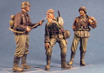 1/35 "Давай закуримо...", піхота СС, Курськ 1943 року, 3 фігури, збірні смоляні