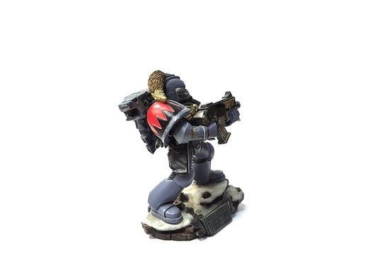 Коллекционная миниатюра Brother Osrik, Space Marines Warriors of the Imperium, Series 1 (Games Workshop and Sideshow Collectibles) #2549/5000