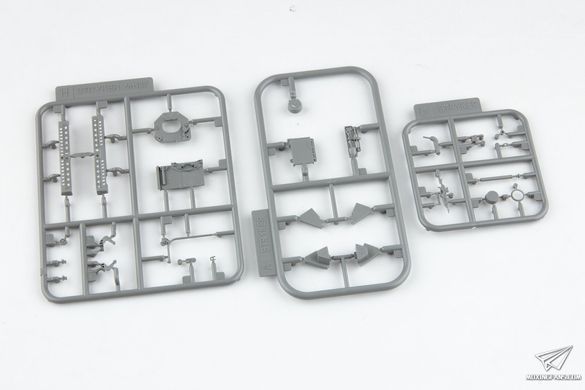 1/72 Бронетранспортер M1127 RV Stryker с кормовым пулеметом M240B и HF-антенной + 3D-печатные колеса и система LRAS3 (3R Model TK-7015), сборная модель