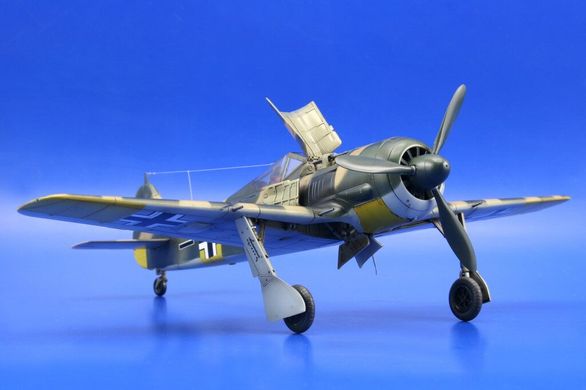 1:48 Focke-Wulf FW-190A-5 (Weekend Edition)