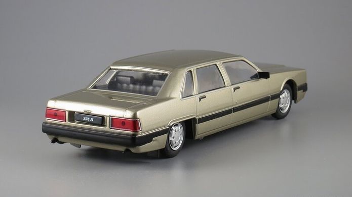 1/43 Автомобиль ЗИЛ-4102, серия "Автолегенды СССР" №110 (DeAgostini), без журнала