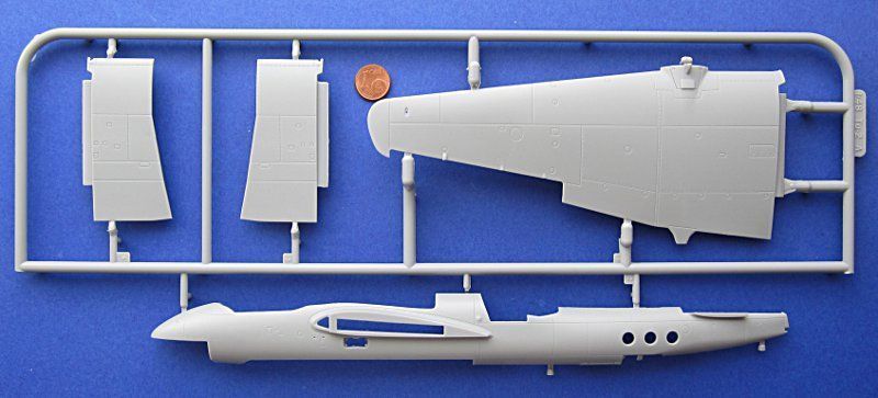 1/48 Туполєв Ту-2С радянський бомбардувальник (Xuntong B48002), збірна модель