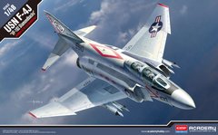 1/48 USN F-4J Phantom ескадрилії "VF-102 Diamondbacks" (Academy 12323), збірна модель