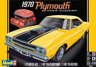 1/24 Автомобиль 1970 Plymouth Road Runner (Revell 14531), сборная модель