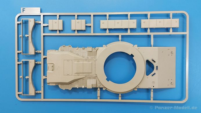 1/35 Танк M60A1 с навесной защитой ERA и отвалом M9 Bulldozer (Takom 2142), сборная модель