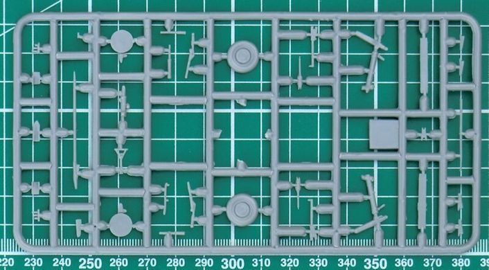 1/72 Сухой Су-7 советский истребитель-бомбардировщик (ModelSvit 72007) сборная модель